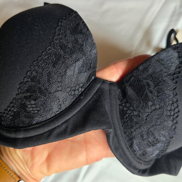Soma Embraceable Signature Perfect Coverage Bra 32D, Black, NWT - Picture 3 of 3